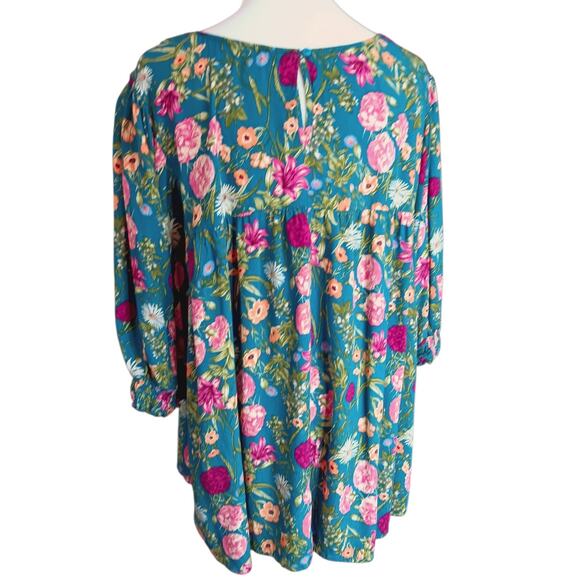 TERRA & SKY Floral Boho Top Blouse Plus 5X 32/34 Smocked Flowy Comfort Teal Pink - Picture 2 of 8